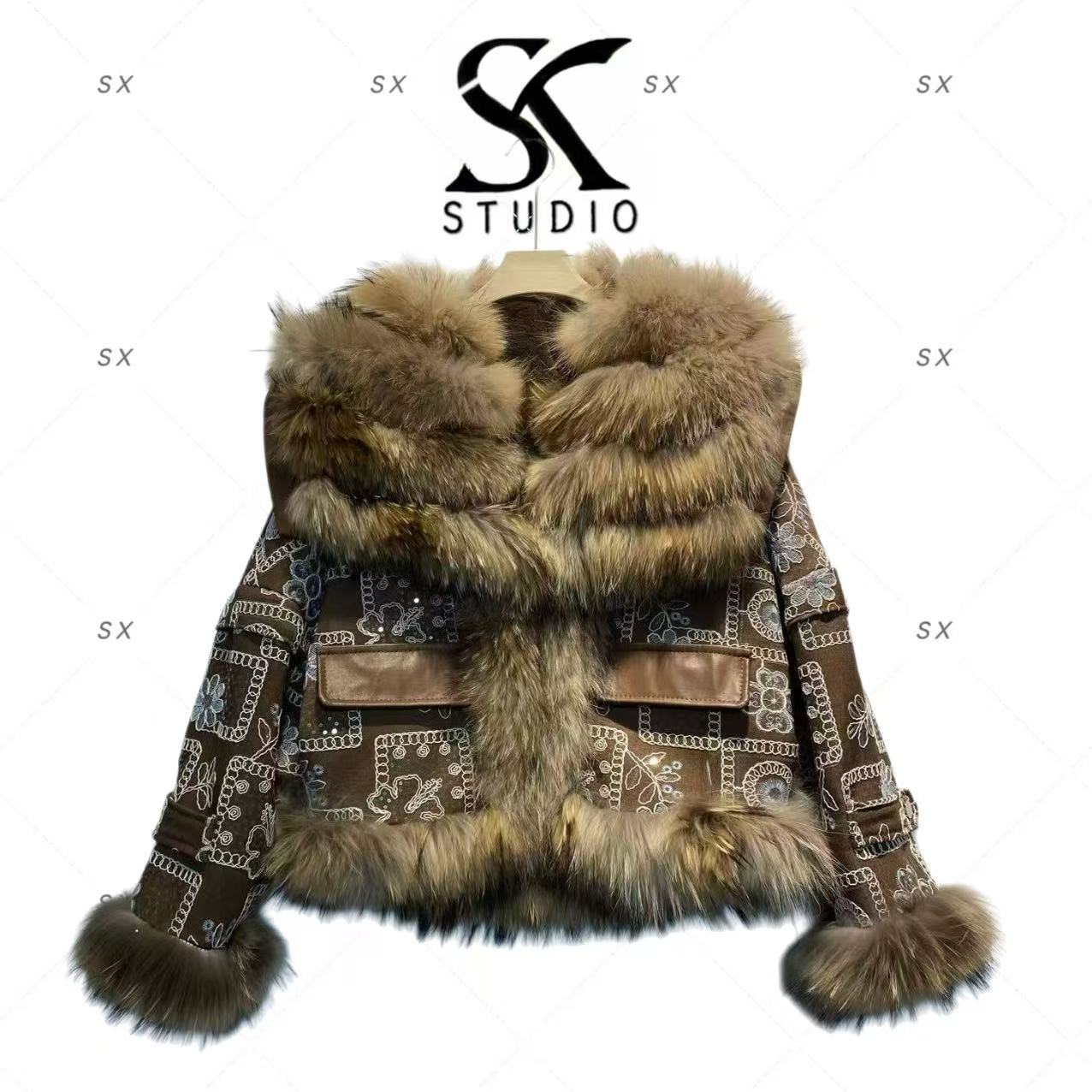 8283女装轻奢新款短外套SXZY-BH(貉子毛领)