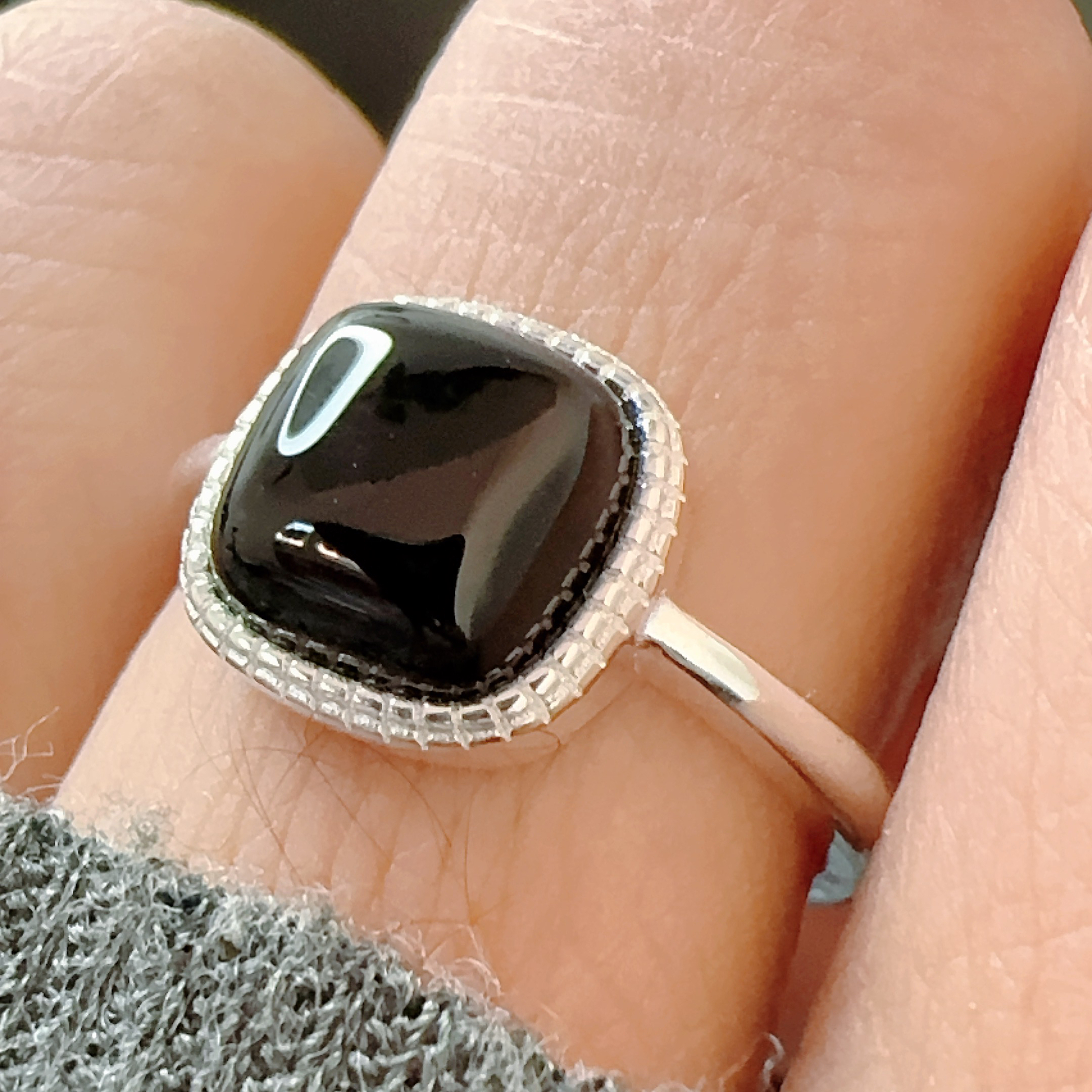 s925银简约四方来财方糖黑玛瑙戒指