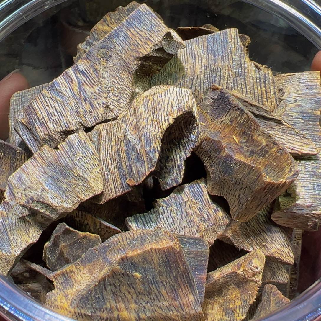 沉香手把件大*沉香奇楠蓝香壳子老料150克