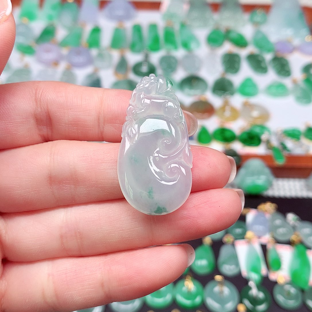 翡翠颈饰未镶嵌天然翡翠A货