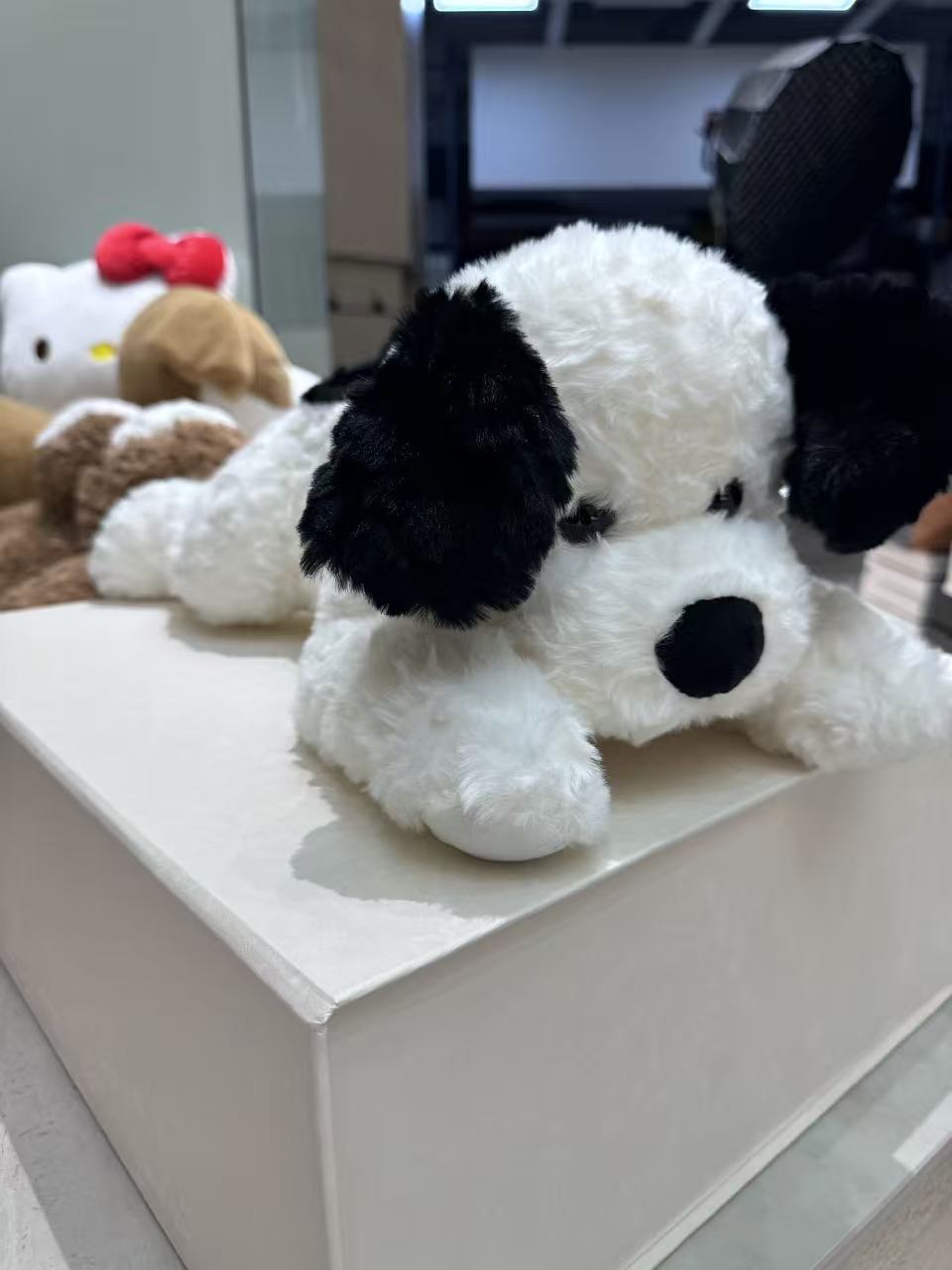 可爱家居百搭靠枕玩偶狗狗公仔靠背卧室