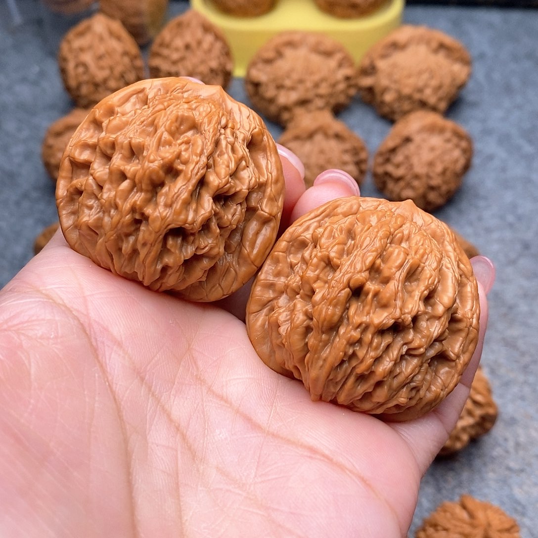 文玩核桃把件清*精品粗筋虎43