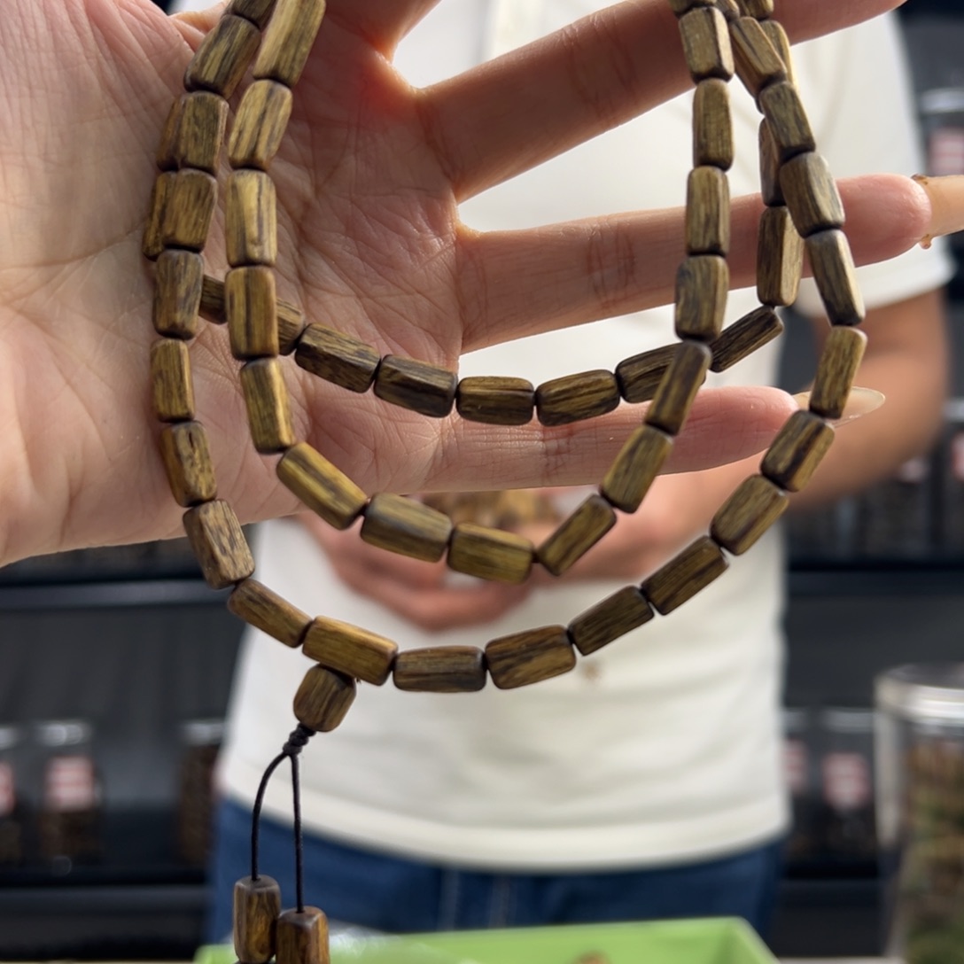 沉香手串奇楠沉香15g+四方珠多多样性发一