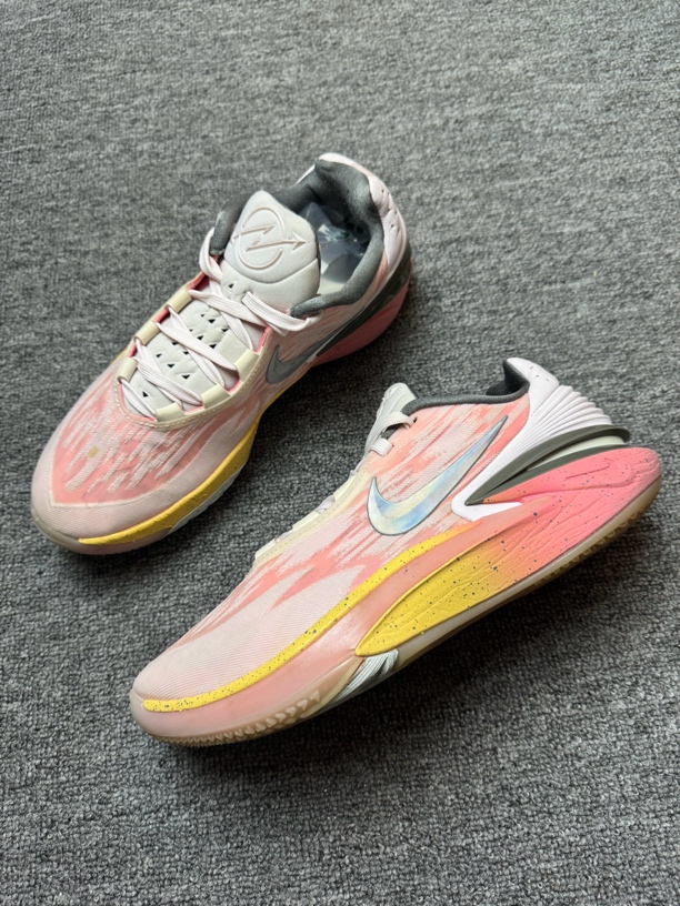95新 NIKE/耐克 95新烁/41码/耐克/Gt Cut2 水蜜桃