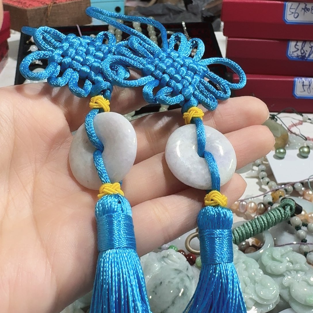 木***通翡翠未镶嵌颈饰5642