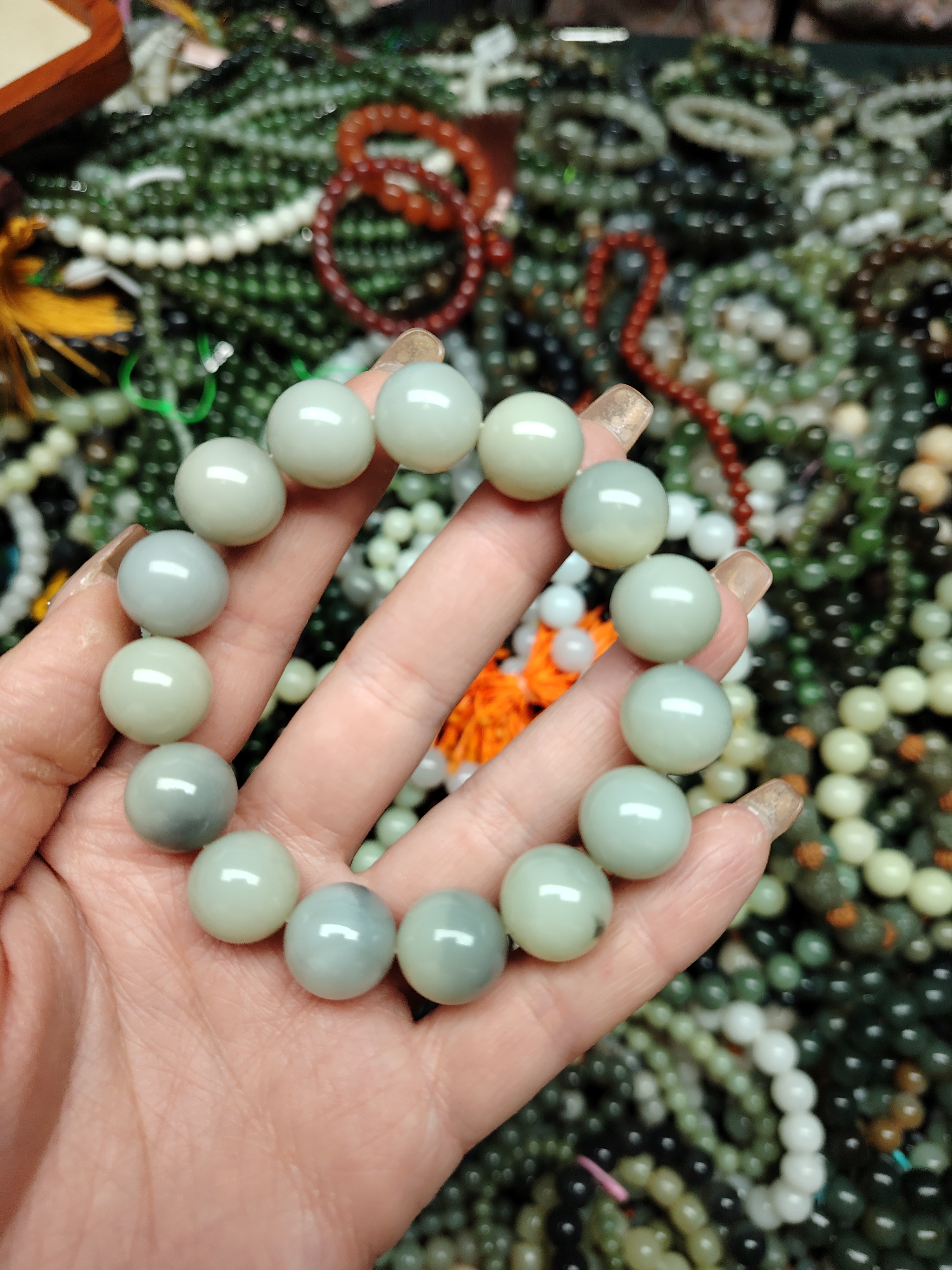 和田玉新疆青花肉卡14mm