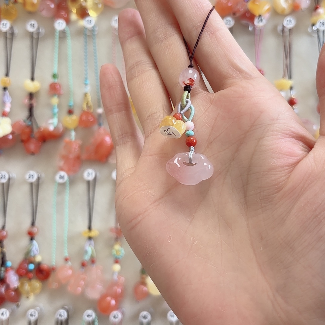 南红玛瑙未镶嵌吊坠(赠链)