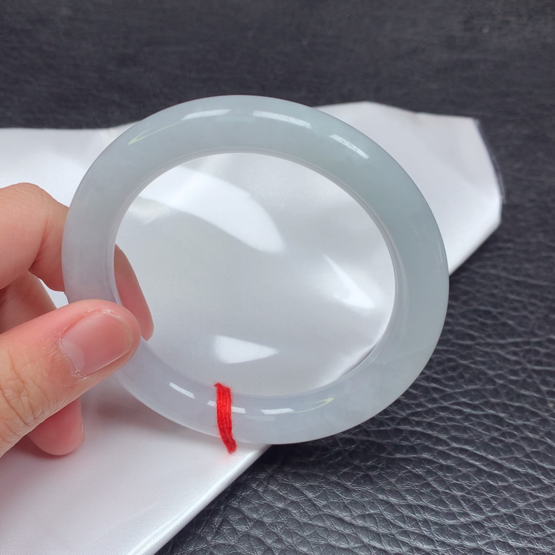 翡翠手镯（圆镯）未镶嵌