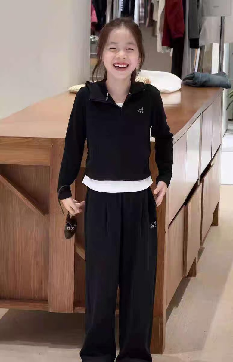 81865黑色休闲套装