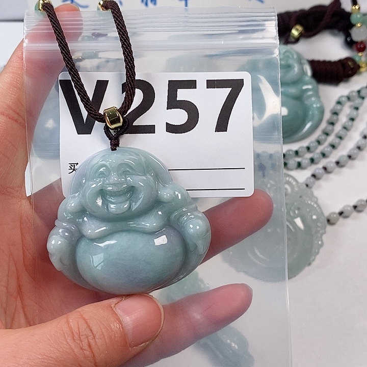 翡翠颈饰未镶嵌天然