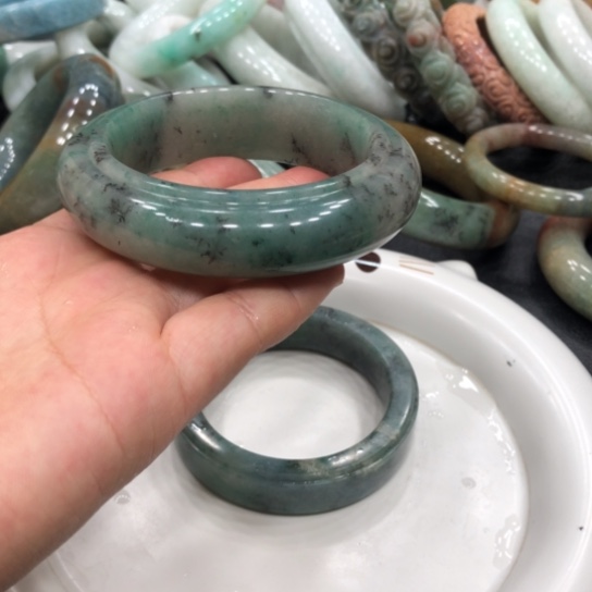 未镶嵌石英质玉珠宝半成品夢****