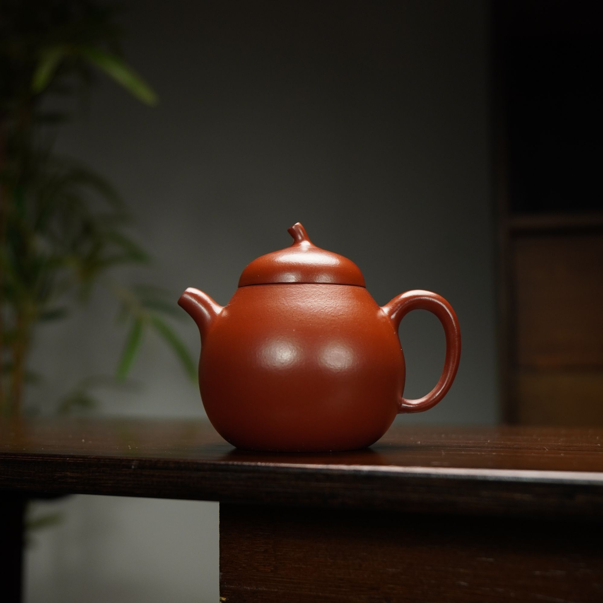 名称：J5385JS朱泥茄瓜200cc紫砂壶