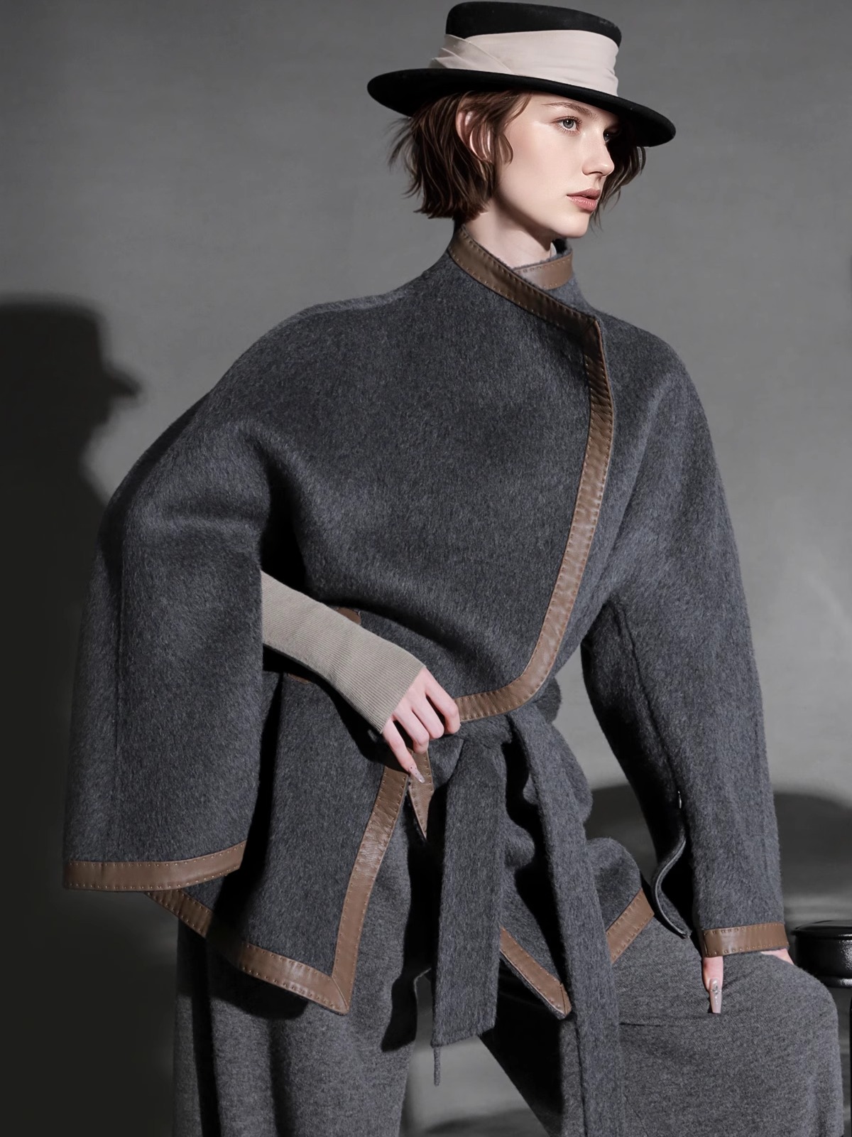 简创-设计翻领披肩大衣小众斗篷毛呢外套保暖中长款PI25A0339