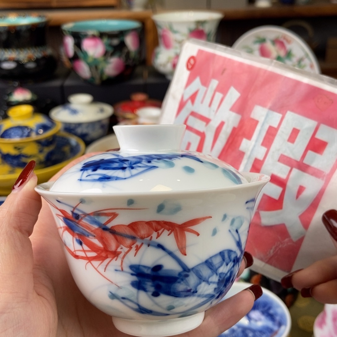 陶瓷艺术家的作品是一