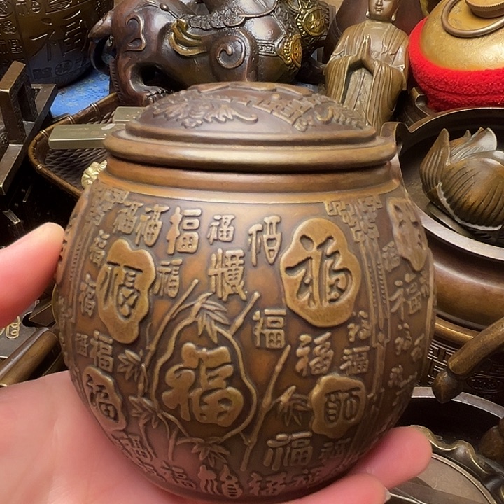 精美铜器批发档口