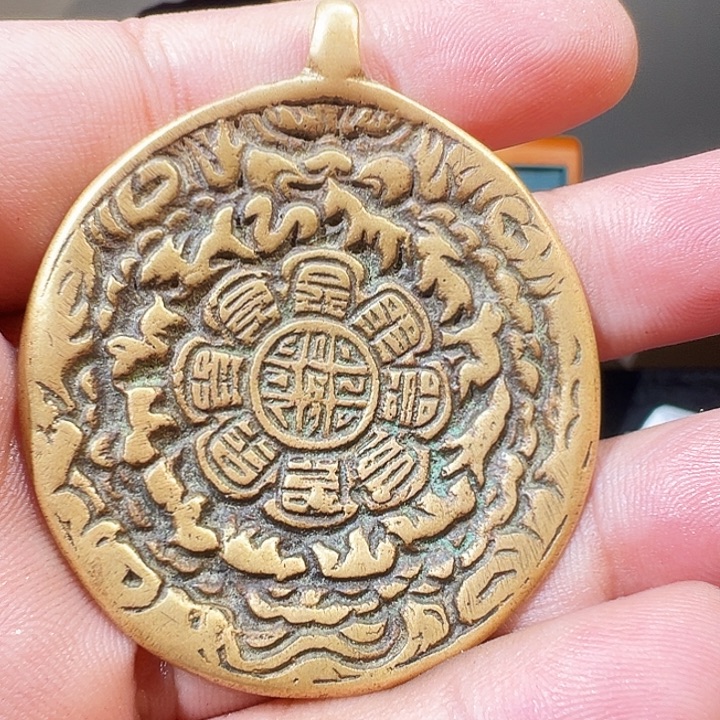 ****㌴配饰配饰。          