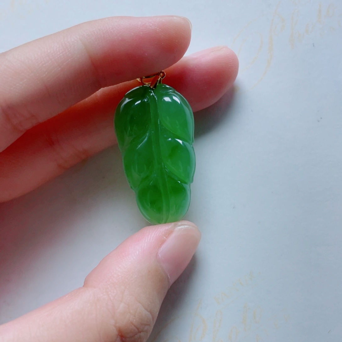 和田玉（碧玉）18K金镶嵌颈饰