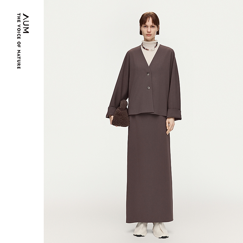 【轻松套装】AUM/噢姆2026年春季新款V领慵懒松弛感短外套M1GB10408