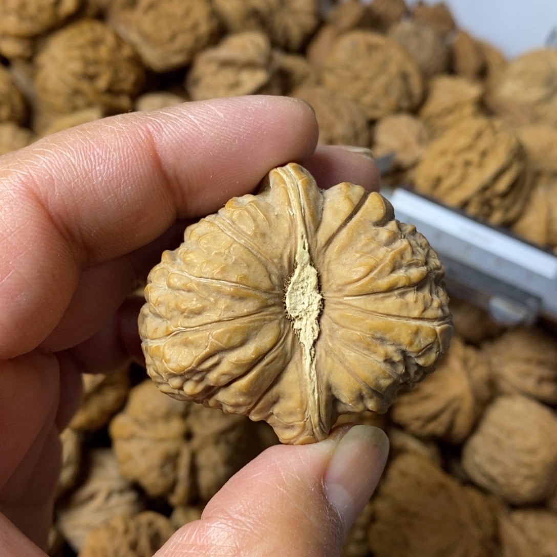 辛***娘吊坠文玩核桃文玩