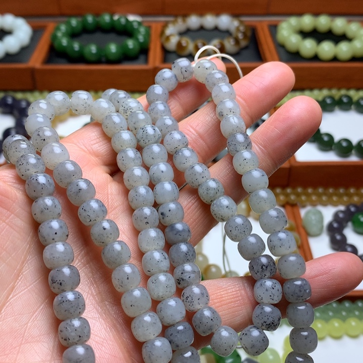 和田玉手串未镶嵌