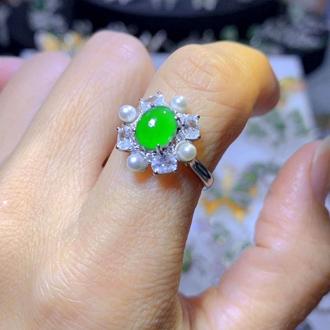 翡翠颈饰银S925镶嵌天然翡翠