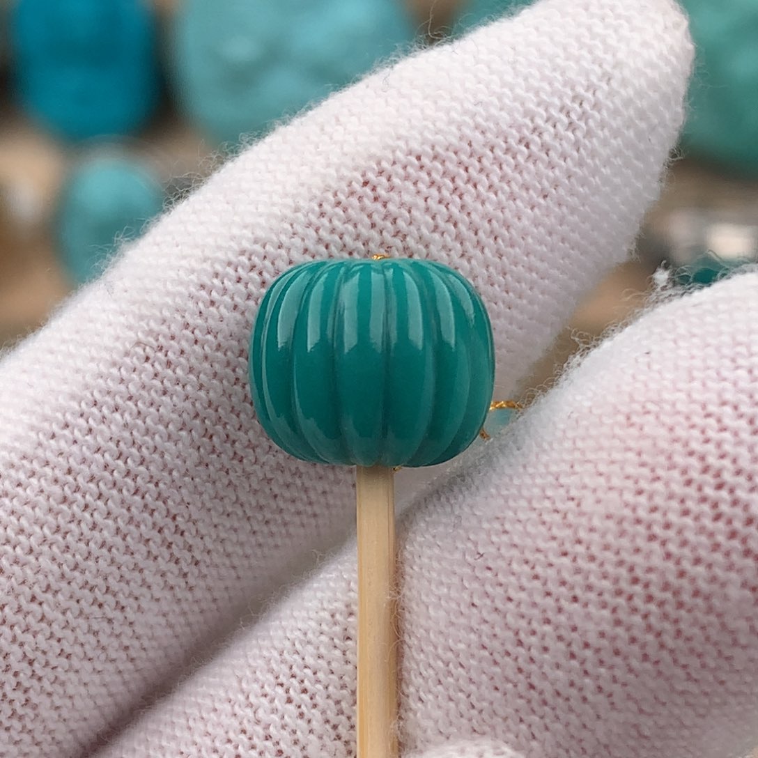 绿松石配饰未镶嵌霍****租