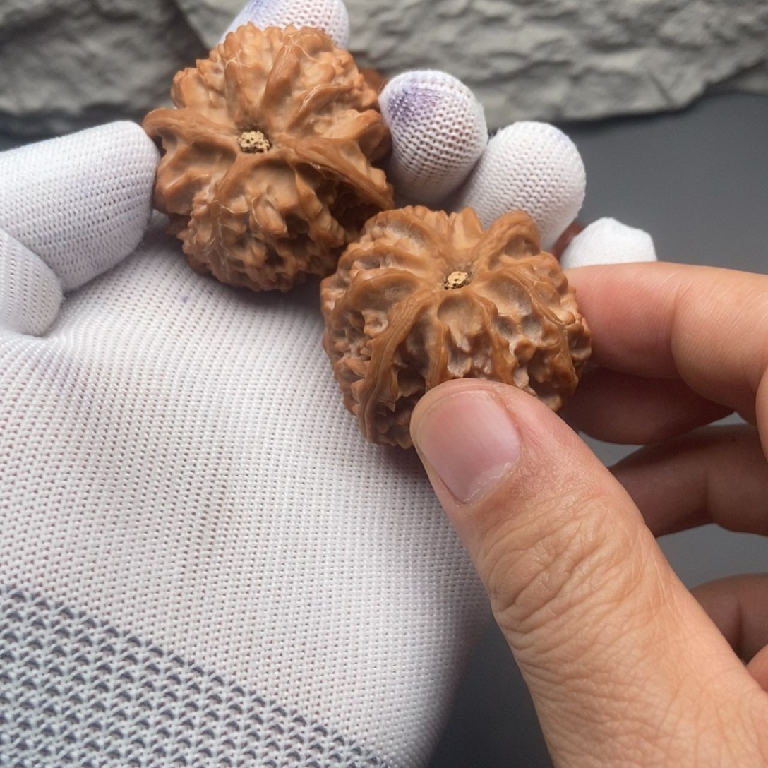 自***队吊坠文玩核桃43.5苹果园