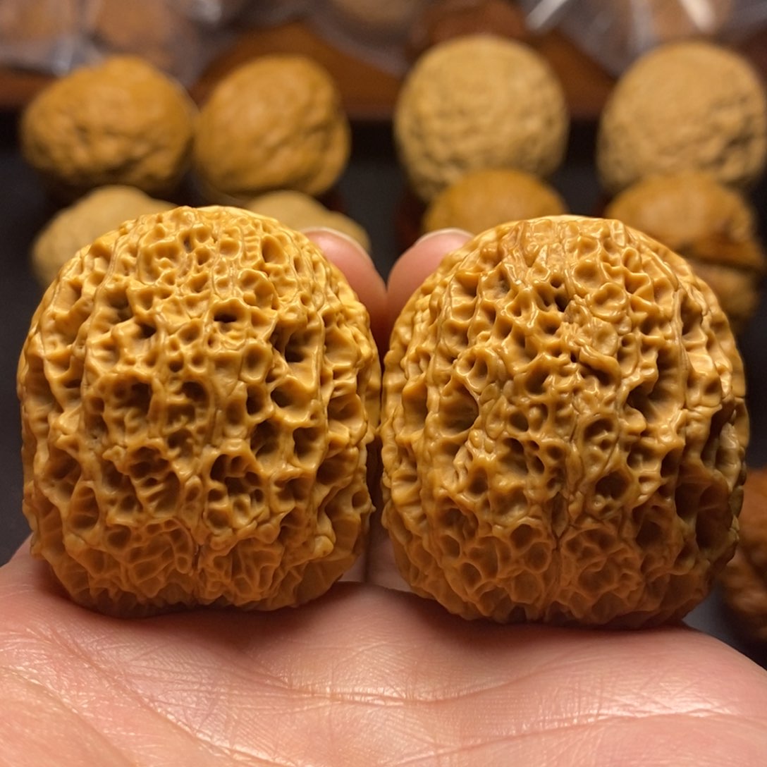 文玩核桃把件42尺铁锈球