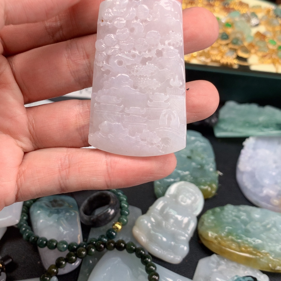 翡翠未镶嵌颈饰福利