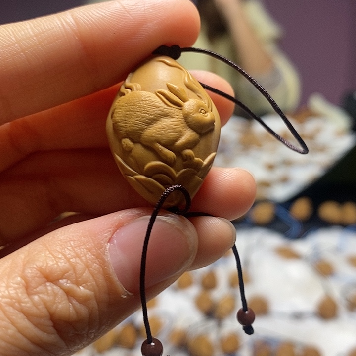 橄榄核吊坠橄榄核