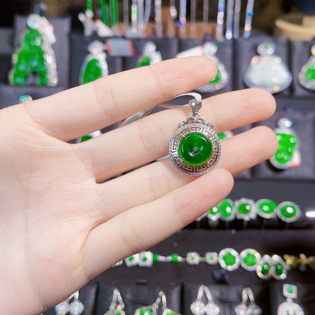 翡翠吊坠(不含链)银S925镶嵌平安扣