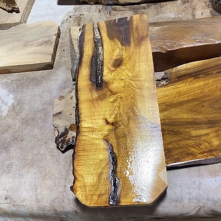 用***7金丝楠木小叶楠木