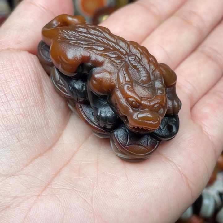 可***圈玛瑙/玉髓未镶嵌颈饰