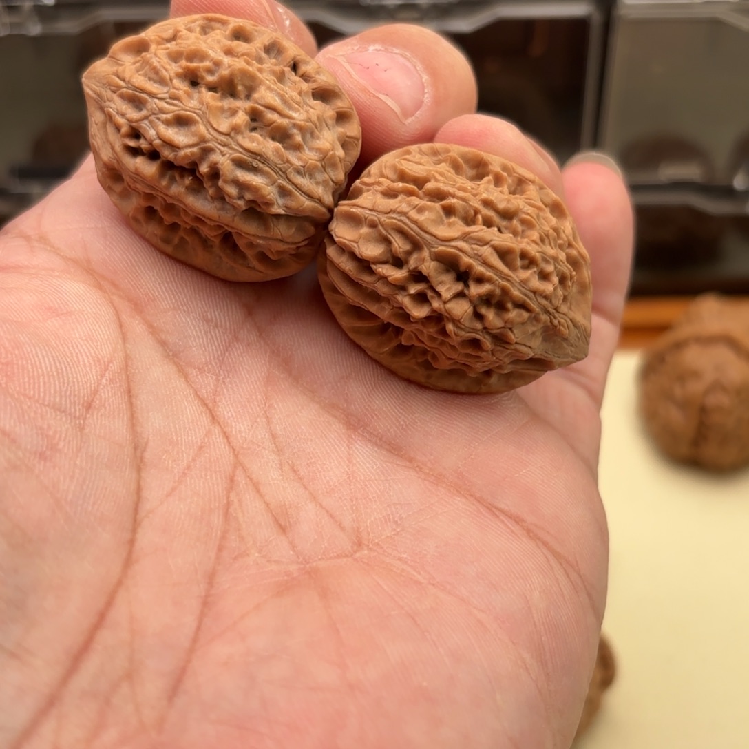 S***n把件文玩核桃石鸡