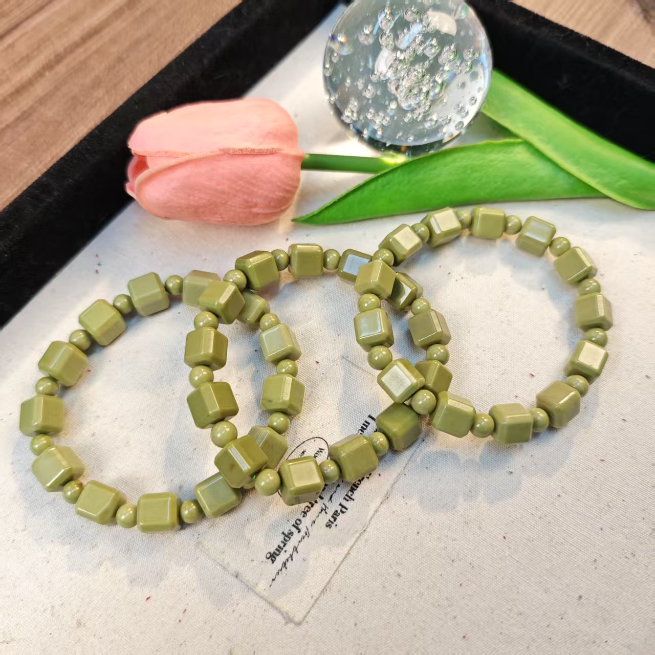 《魔方》牛油果阿拉善玛瑙方糖手链9-11M(多样发其一) DR41