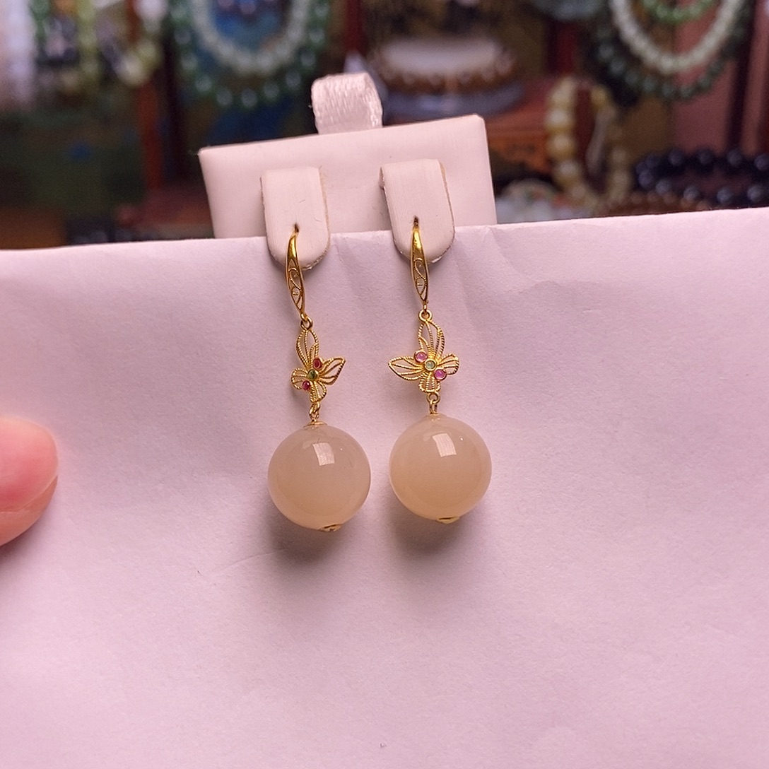 和田玉未镶嵌颈饰藕粉老熟料红粉金镶耳坠