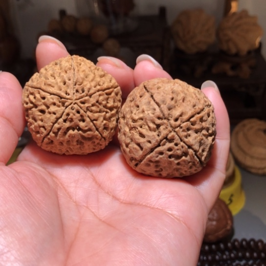 橄榄核吊坠四瓣五瓣金刚