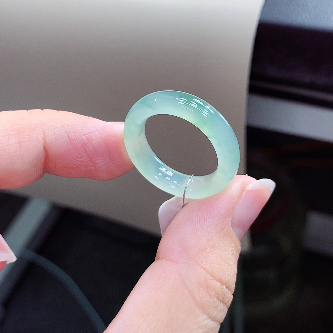 翡翠戒指未镶嵌19.20号