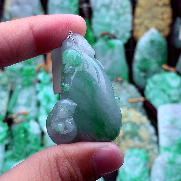 翡翠吊坠(不含链)未镶嵌