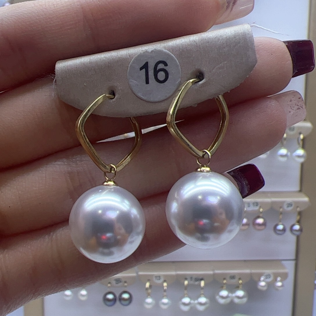 淡水珍珠耳饰18K金镶嵌