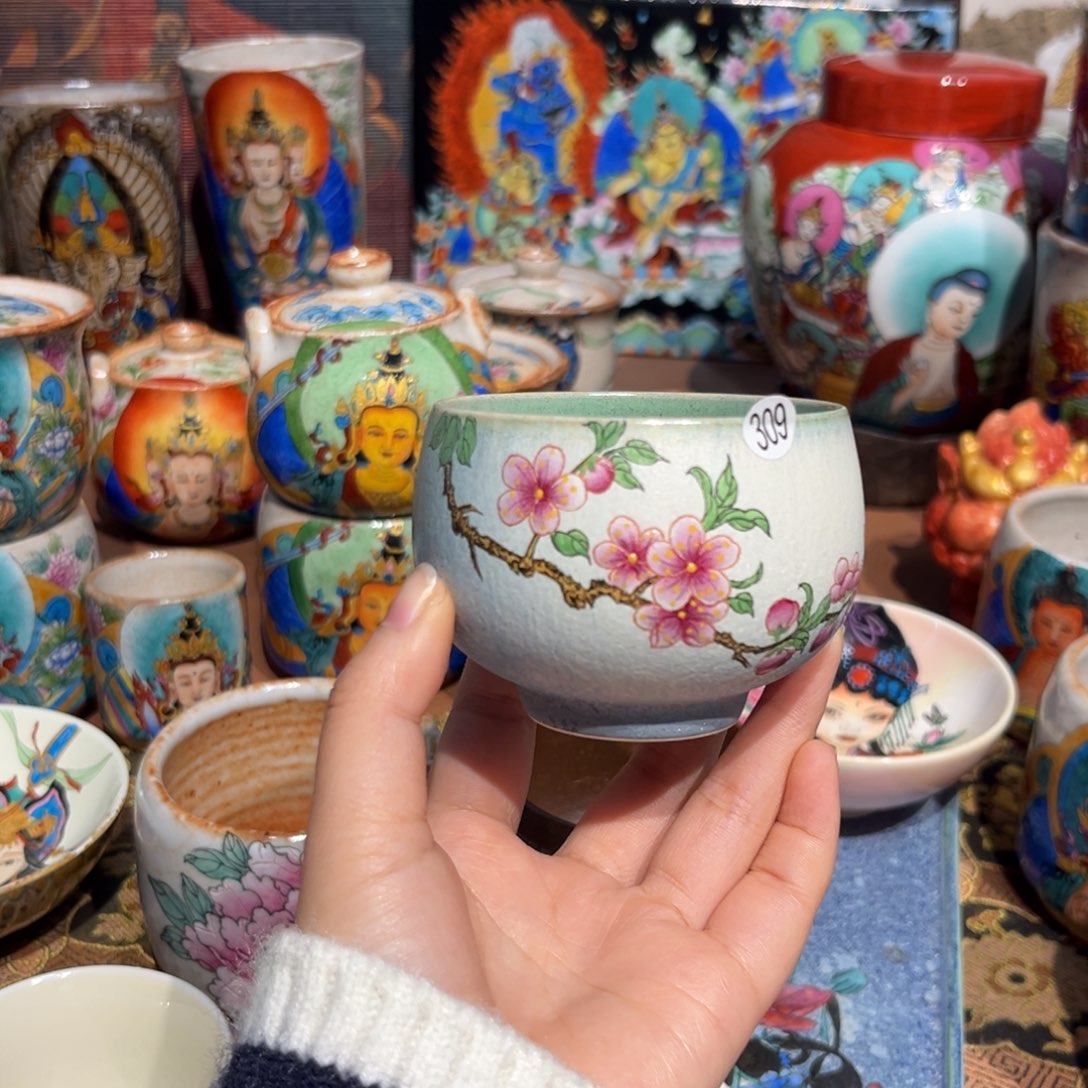 桃花景德镇手工手绘制作