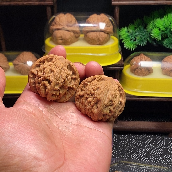 把件文玩核桃虎头