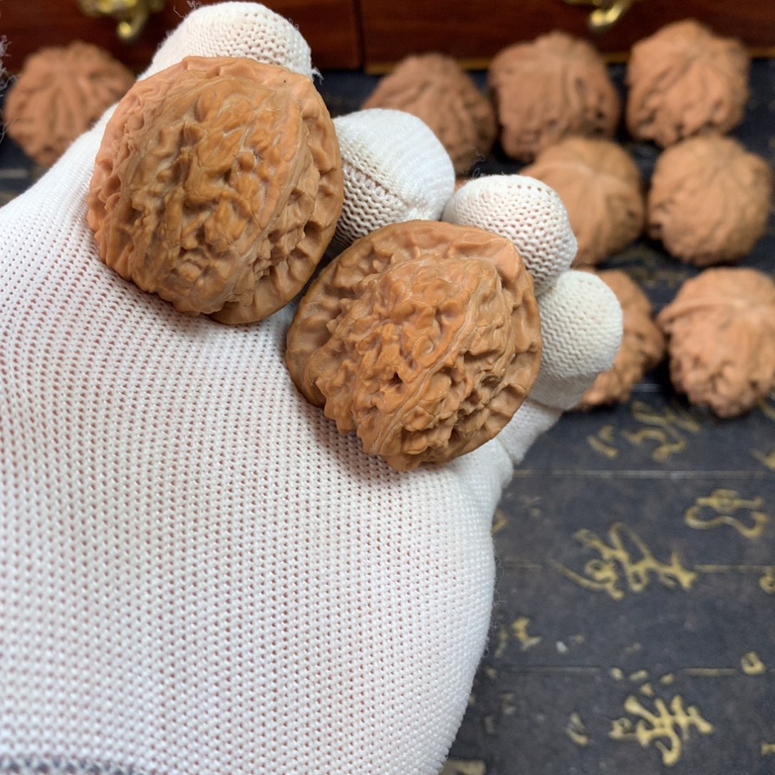 猴头核桃吊坠文玩核桃白狮子35