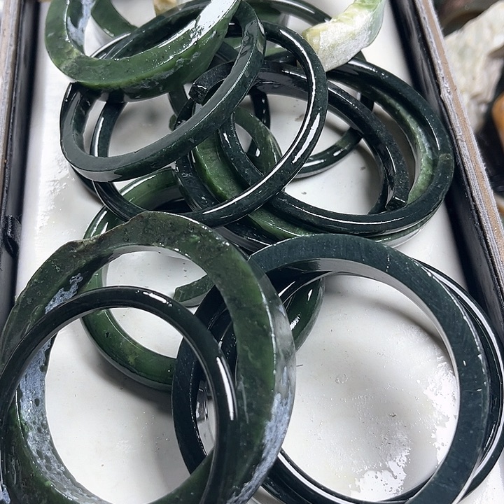 和田玉（糖玉）和田玉边角料9K金镶嵌简*