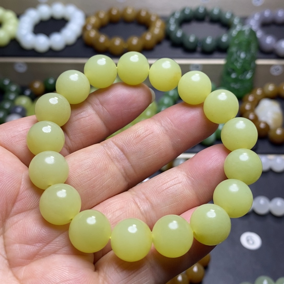 和田玉手串未镶嵌