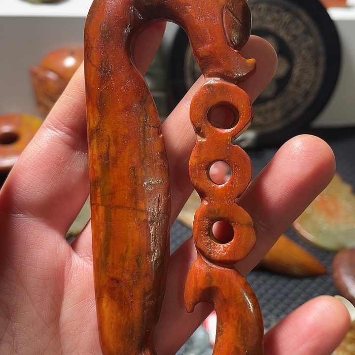 蛇纹石玉未镶嵌挂件