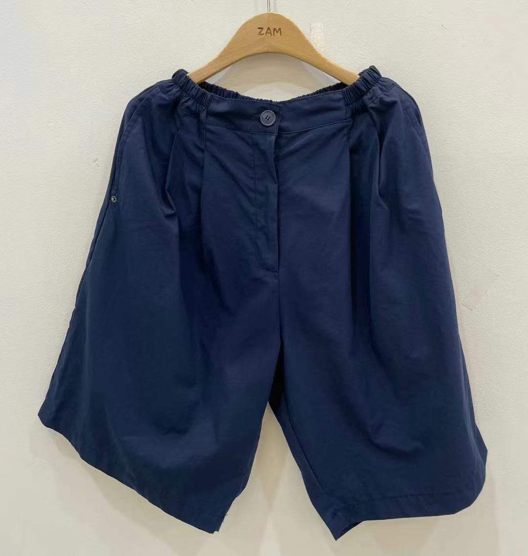 韩国正品/不支持退换/眼镜姐姐/捏褶布短裤/0630