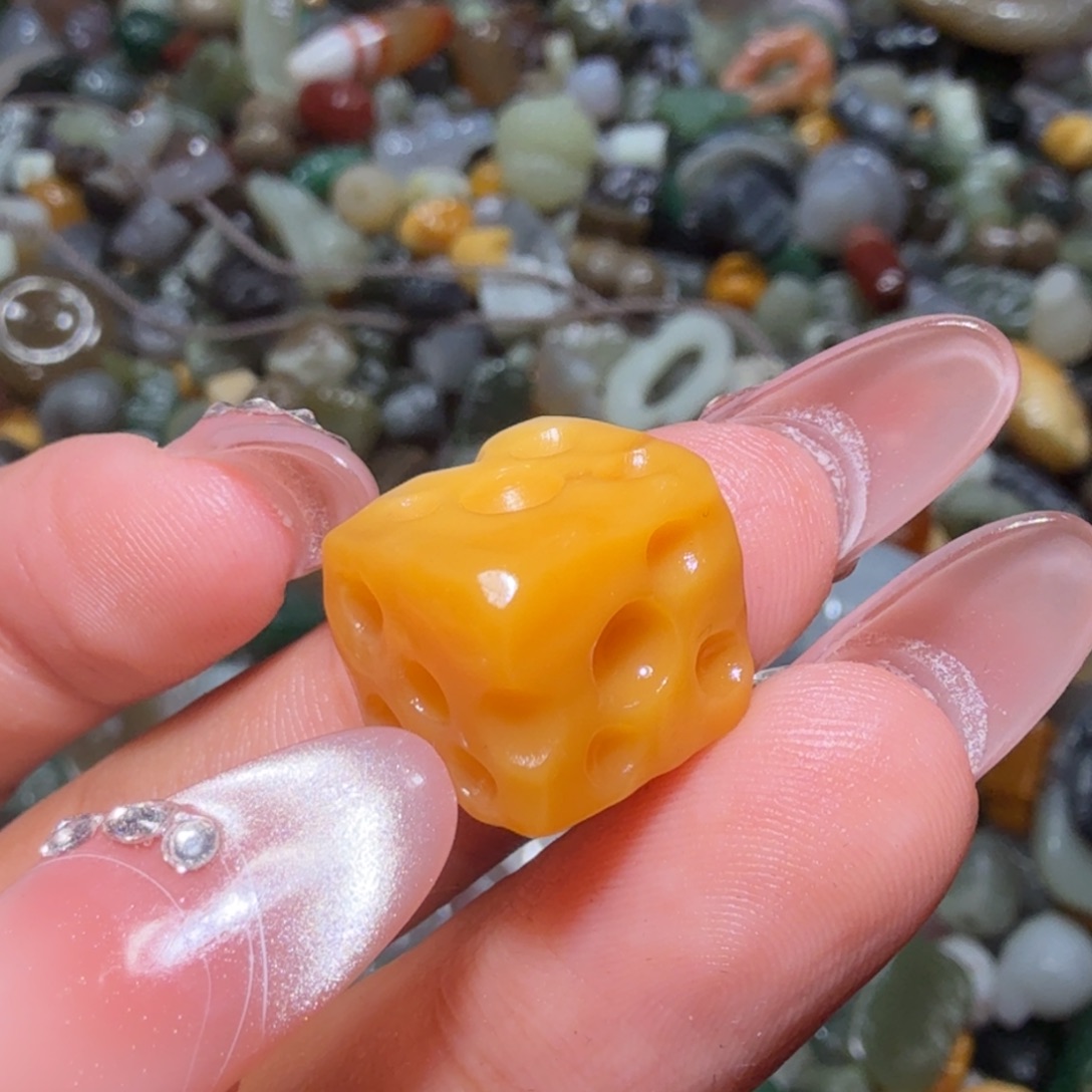 和田玉未镶嵌珠宝半成品