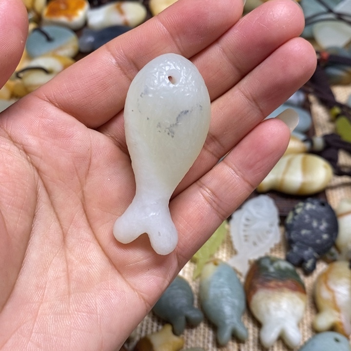 蛇纹石玉未镶嵌吊坠(不含链)