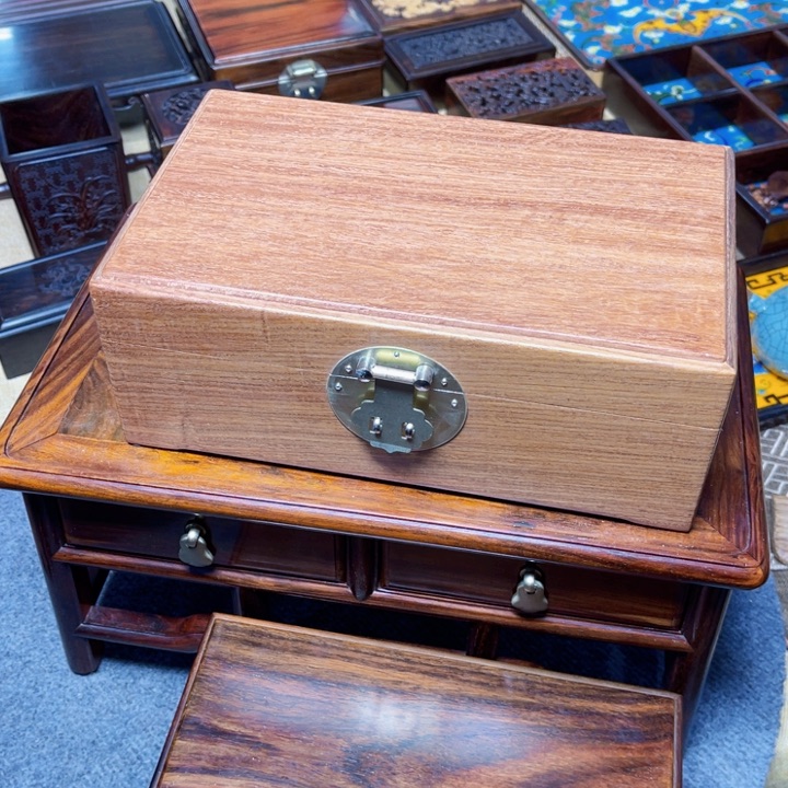 紫檀木类成套家具